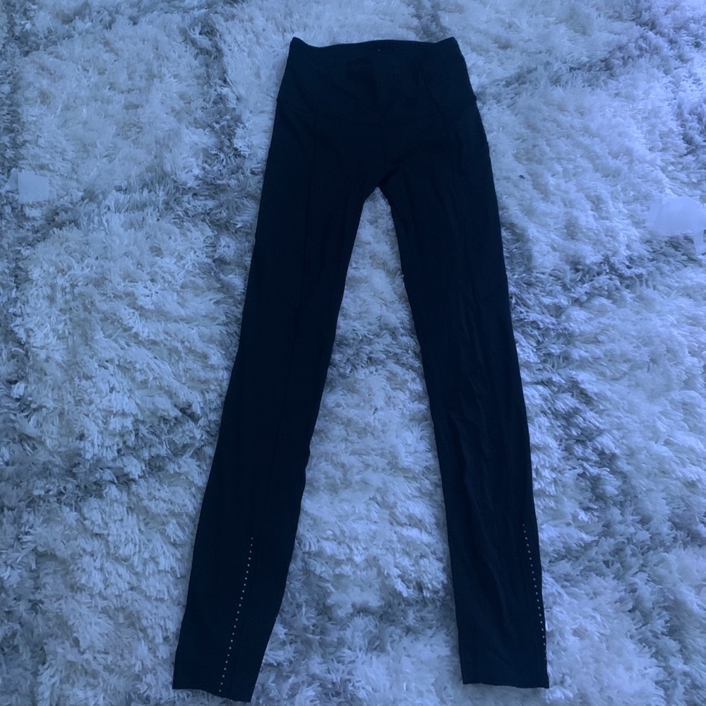 lulu lemon barely worn leggings in great condition